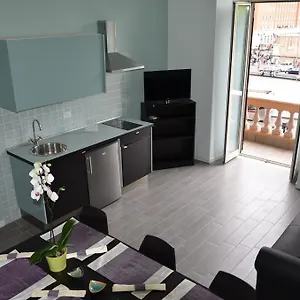Appartement Un Caffè Sul Balcone 2, Rome