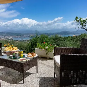 Gli Ulivi Sul Golfo E Le 5 Terre , La Spezia Italië